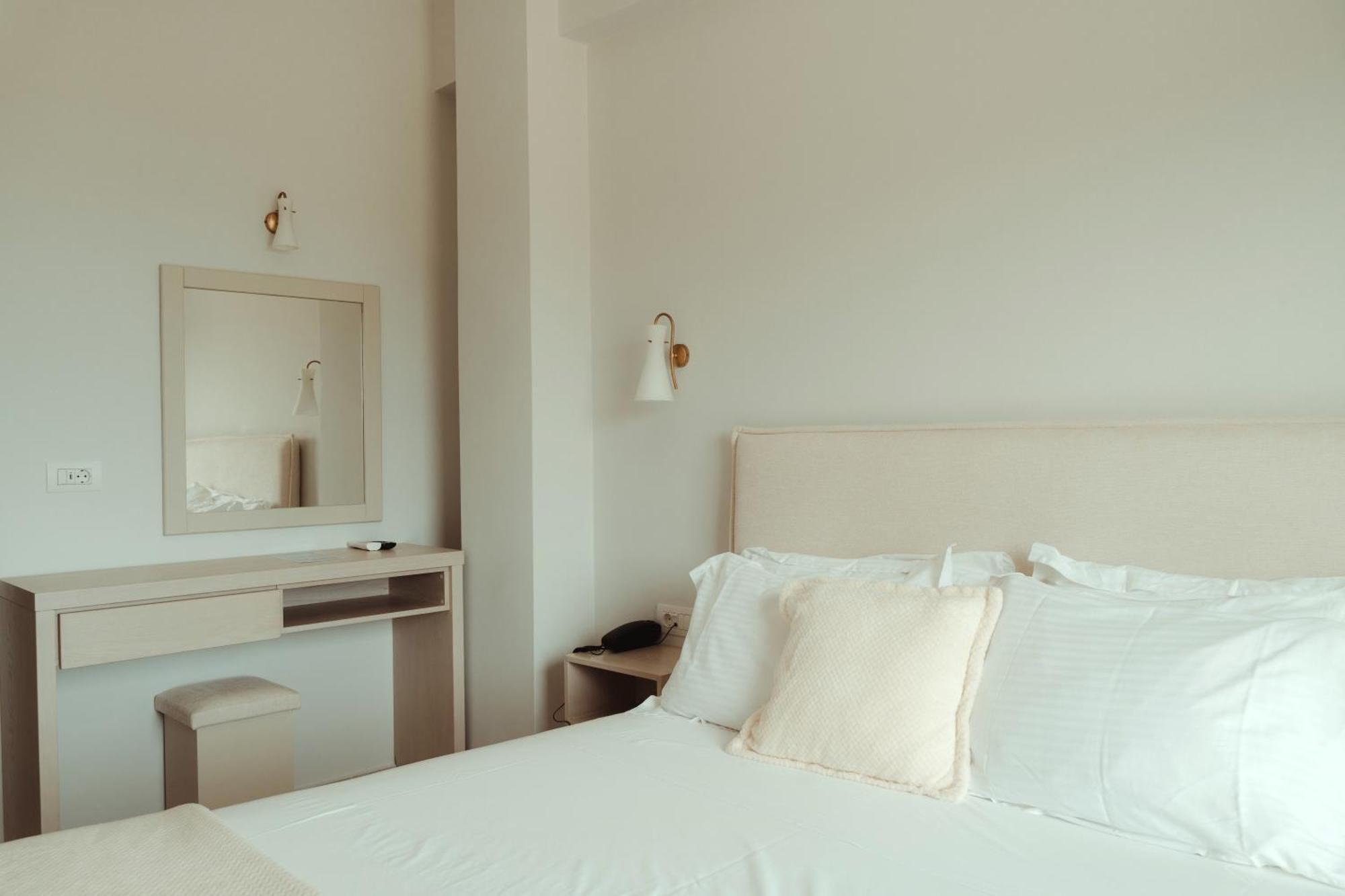 Limanaki Hotel อาร์กอสโตลี ภายนอก รูปภาพ